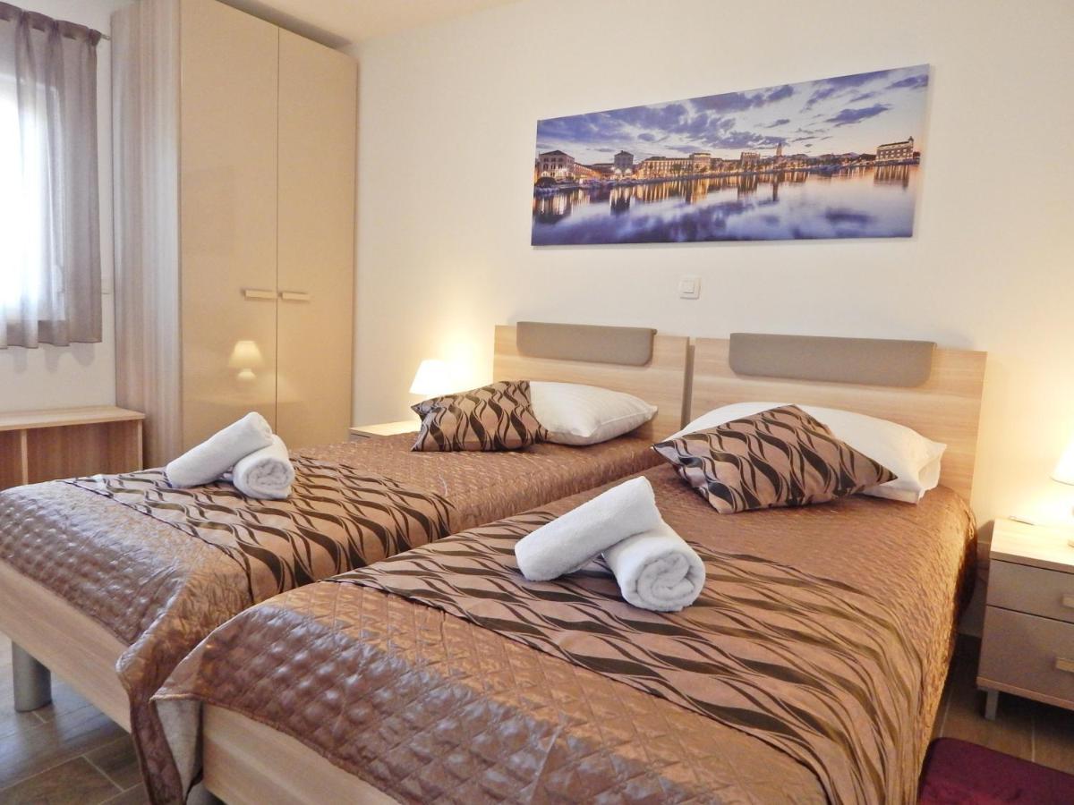 AB Villa Podstrana Exteriör bild