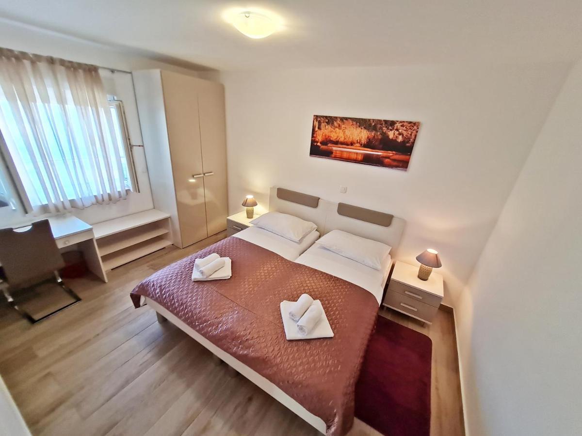 AB Villa Podstrana Exteriör bild